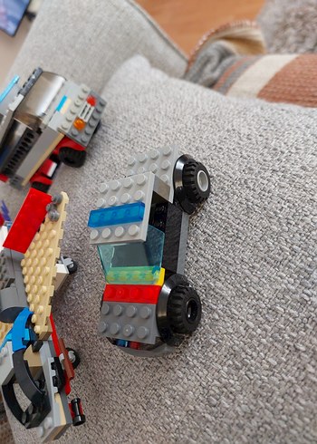 Beden Renk Gri ve Çok Renkli Lego Araç Seti