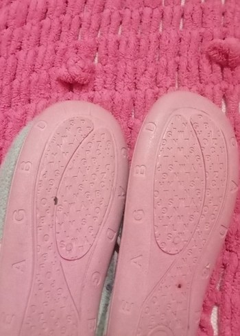 Kızlar için Pembe Nakışlı Sıcak Terlik - Görsel 7
