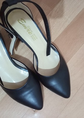 Siyah Tokalı Kadın Topuklu Ayakkabı - Görsel 2