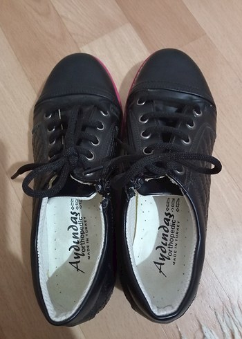 Siyah Pembe Tabanlı Kadın Deri Spor Ayakkabı - Görsel 7