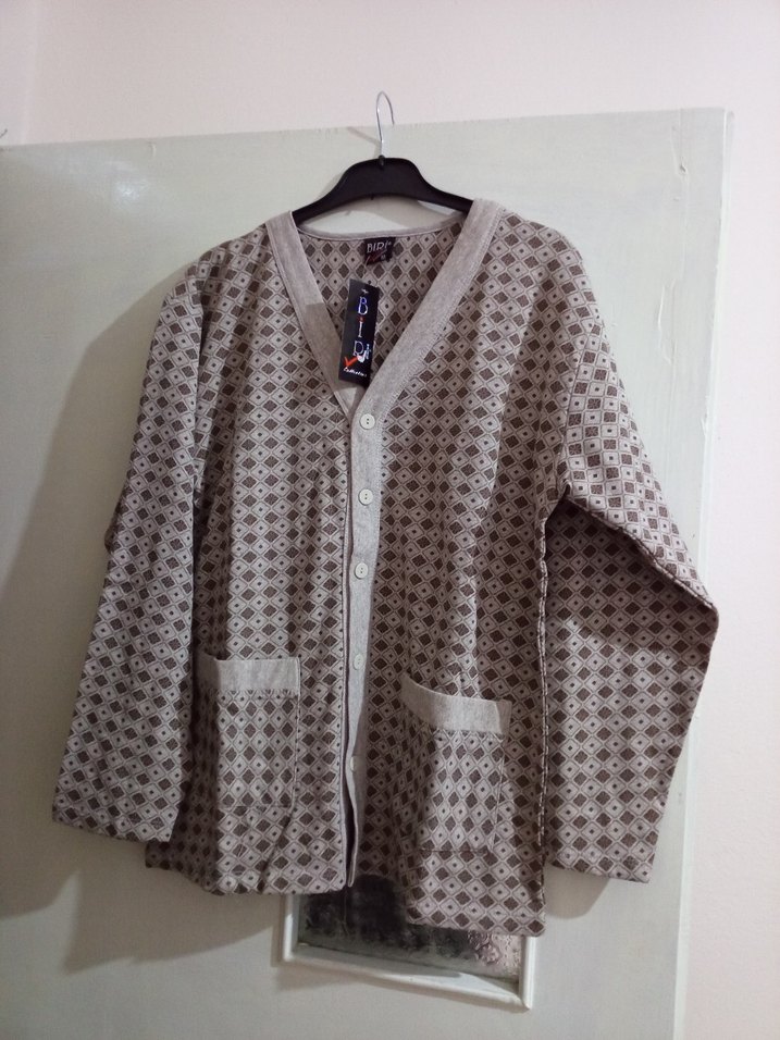 Düğmeli Bej Kadın Ceket - Görsel 4