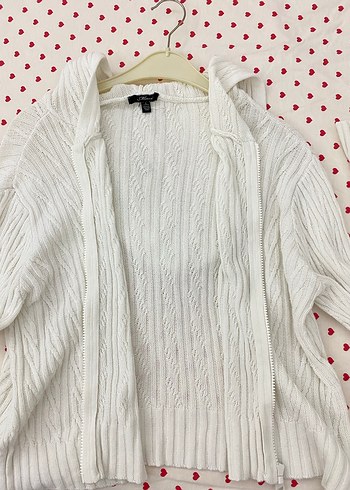 Beyaz Kapüşonlu Örgü Kadın Kazak - Görsel 2