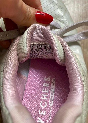 Skechers Beyaz Bağcıklı Kız Çocuk Spor Ayakkabı