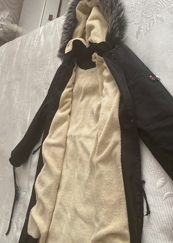 m Beden siyah Renk Siyah, Kürklü, Uzun Kadın Mont