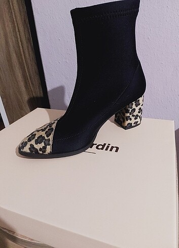 Pierre Cardin Yeni hiç giymedi