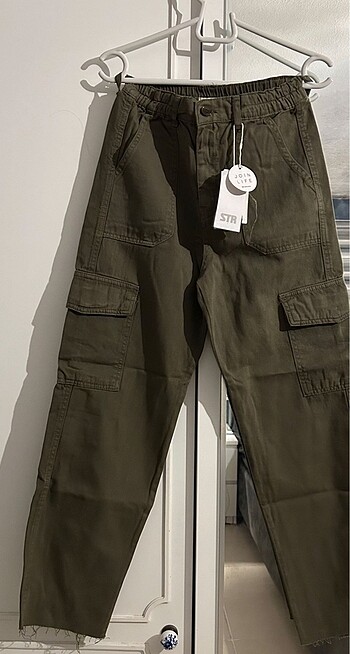 Stradivarius pantolon