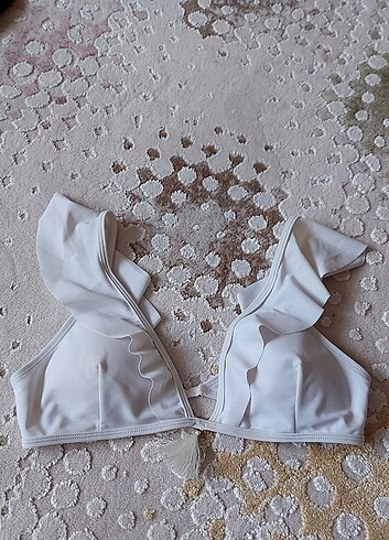 Bikini üstü 