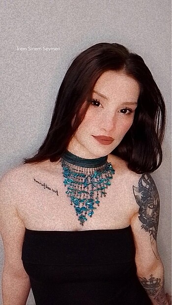 Mavi kolye