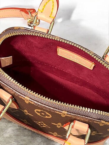 LOUIS VUITTON ALMA BB NANO