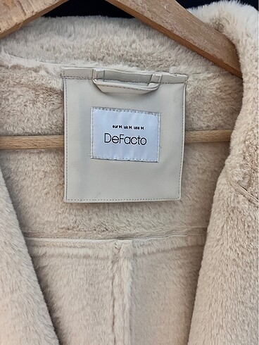 Defacto Defacto Deri Mont