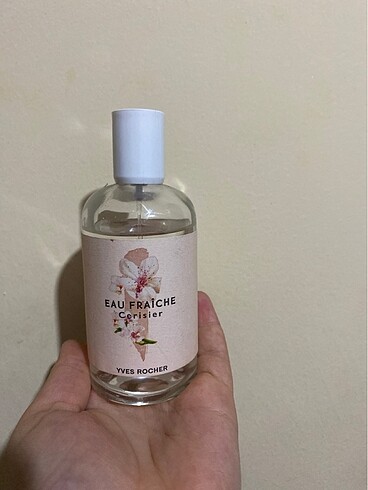 Yves rocher EAU FRAİCHE cerisier (kiraz çiçeği zarifliği)