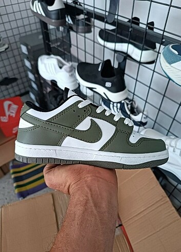 Nike Dunk Spor Ayakkabı 