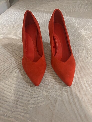 Stradivarius Stradivaruis kırmızı stiletto