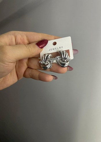 Baskılı Tokalı Midi Küpe - Görsel 2