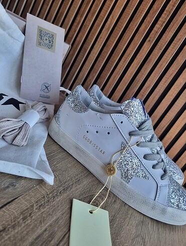 Golden Goose Deluxe Golden Goose Deluxe Beyaz