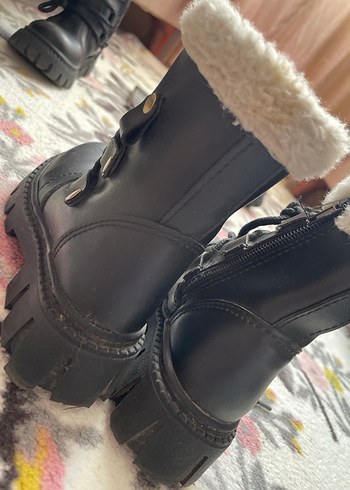 27 Beden siyah Renk Kızlar İçin Siyah Kürklü Goth Botlar