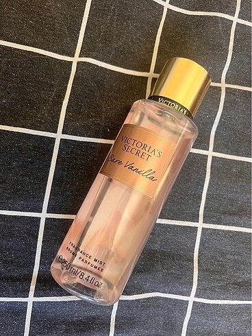 Victoria's Secret bare vanilla