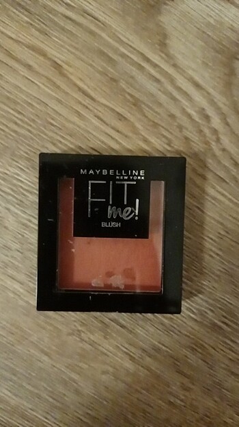 Maybelline Allık 50 - Wıne
