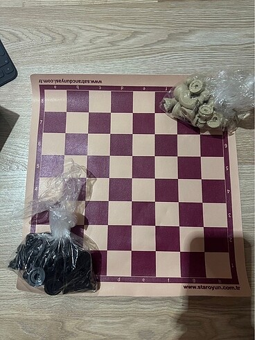  Hiç kullanılmamış satranç takımı