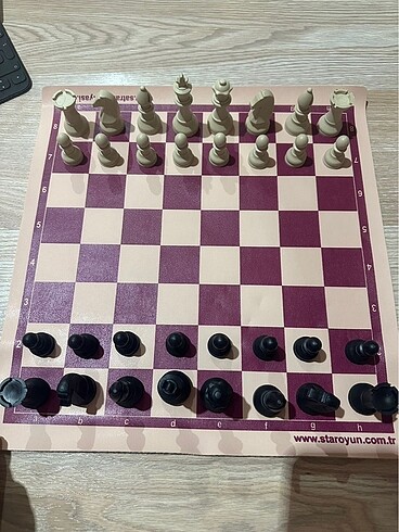  Beden Hiç kullanılmamış satranç takımı