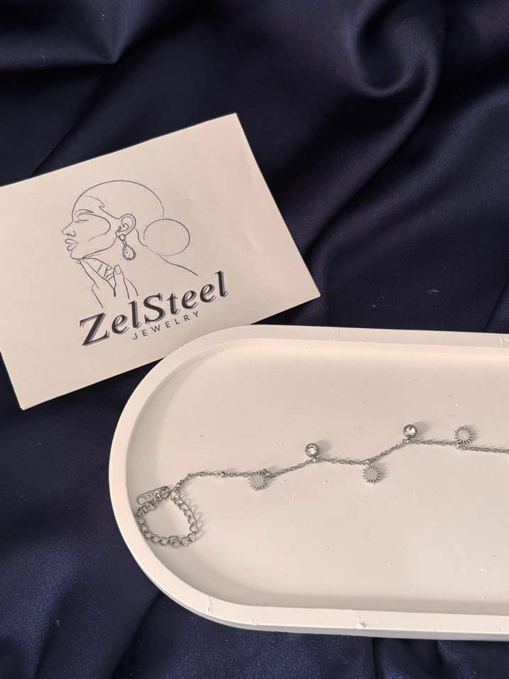 Silver  Zincir Detaylı Minimalist Kadın Bileklik - Görsel 3