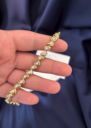 ZelSteel Zincir Detaylı Altın Kadın Bileklik - Görsel 3