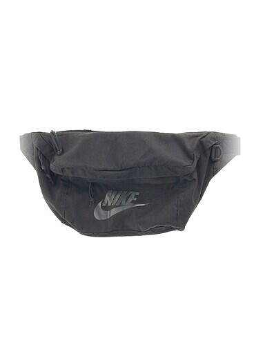 Nike Çapraz Çanta %70 İndirimli.