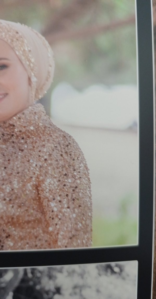 Bej Parlak Yılan Desenli Uzun Kadın Elbise - Görsel 4