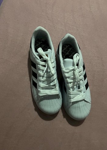 Kadın Beyaz Spor Ayakkabı Siyah Şeritli - Görsel 3