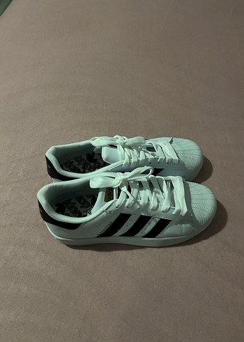 Kadın Beyaz Spor Ayakkabı Siyah Şeritli - Görsel 2