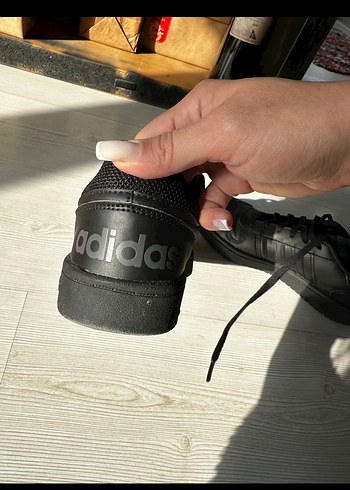 37 Beden siyah Renk Siyah Bağcıklı Adidas Spor Ayakkabı