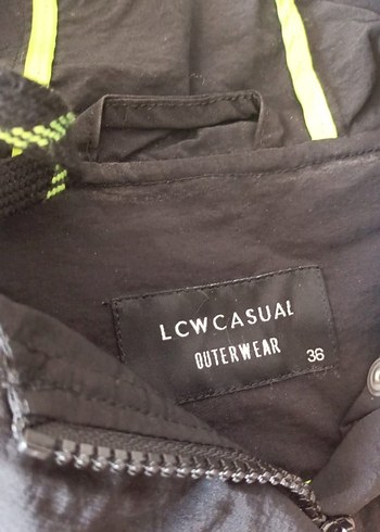 kadın Siyah Uzun Fermuarlı Yağmurluk - Görsel 3