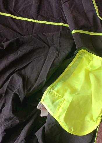 kadın Siyah Uzun Fermuarlı Yağmurluk - Görsel 4