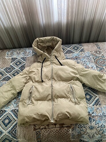 KADIN MONT