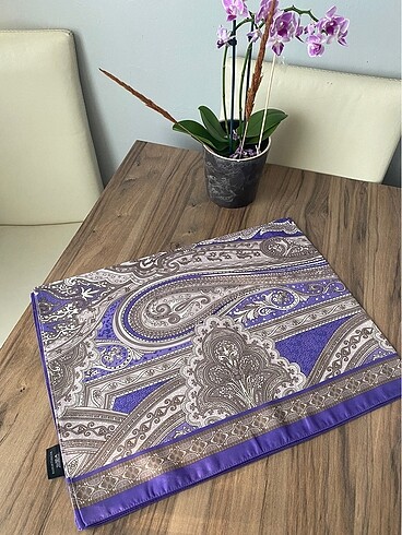 Etro şal