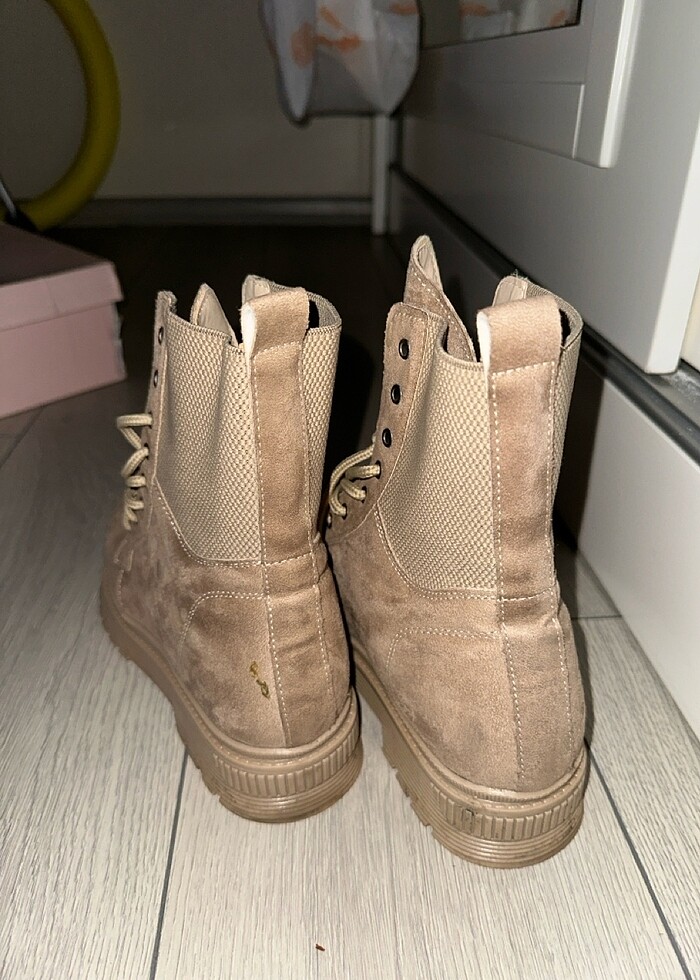 Bağcıklı bot - Görsel 3