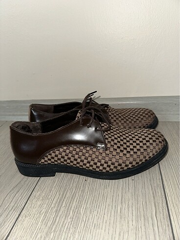 Desenli ayakkabı - Görsel 6