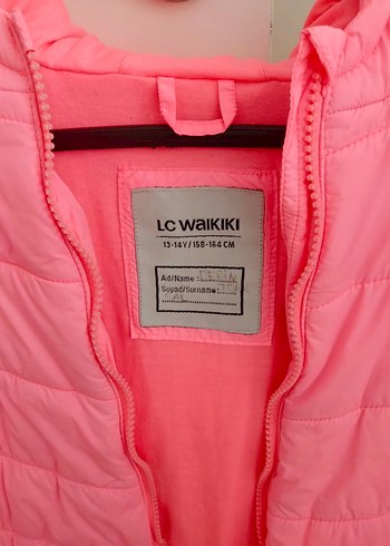 LC Waikiki Pembe Kapüşonlu Çocuk Mont