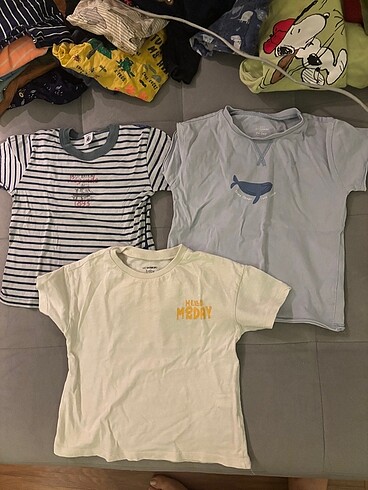 24-36 Ay Beden 3 adet tshirt