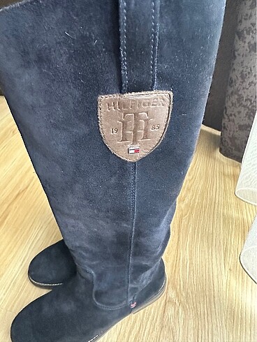 37 Beden Tommy Hilfiger Süet Çizme