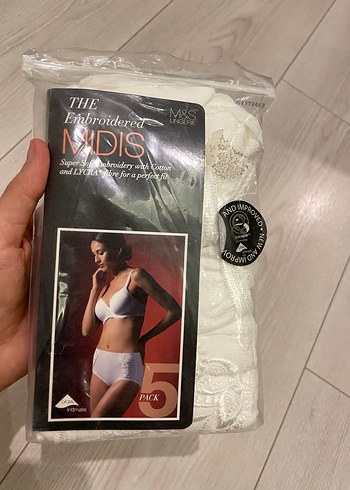 Nakışlı Beyaz Midi Külot - Görsel 2