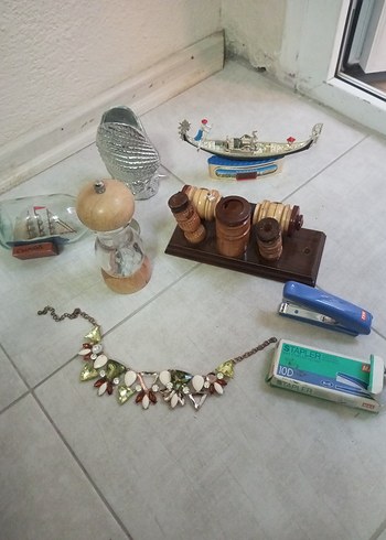 Gemi Figürlü Cam Şişe ve Metal Kapak ofis dekor parçaları - Görsel 7