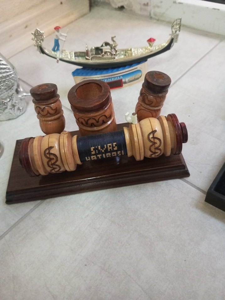 Gemi Figürlü Cam Şişe ve Metal Kapak ofis dekor parçaları - Görsel 4