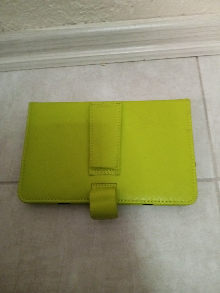 Yeşil Renkli Taşınabilir Klavye Kılıfı - Görsel 2