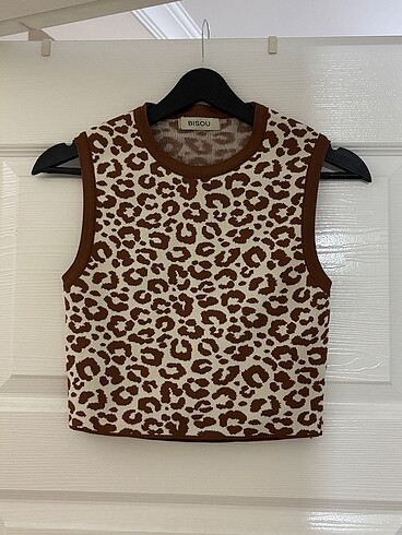 leopar desenli crop üst