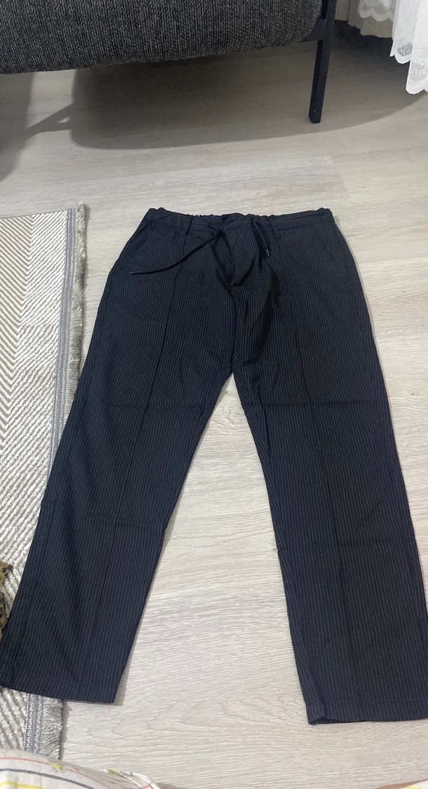 Gri Kadın Pilili Kumaş Pantolon - Görsel 2