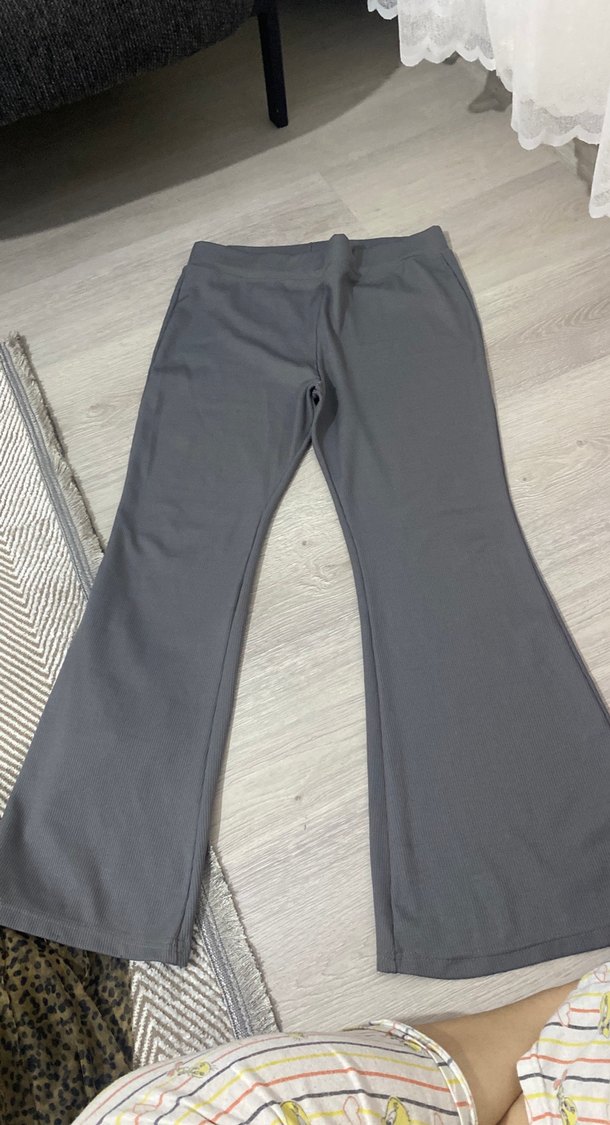 Gri Kadın Salaş İspanyol Paça Pantolon - Görsel 3