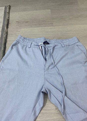 Gri Düğmeli Rahat Kesim Kadın Kot Pantolon - Görsel 5