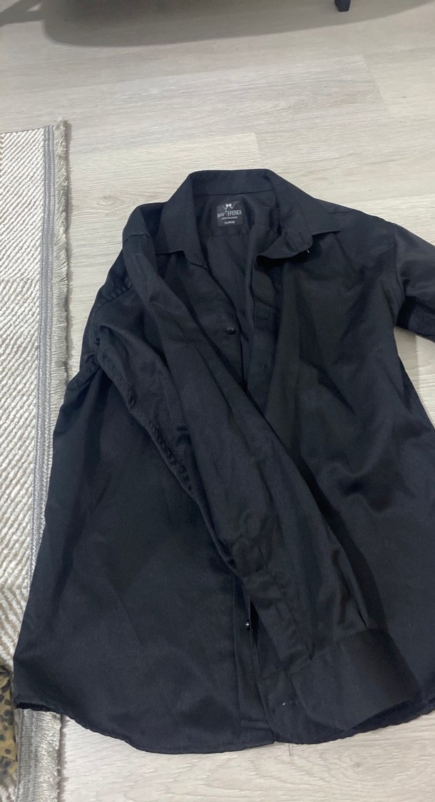 Düğmeli Siyah Erkek Gömlek - Görsel 3