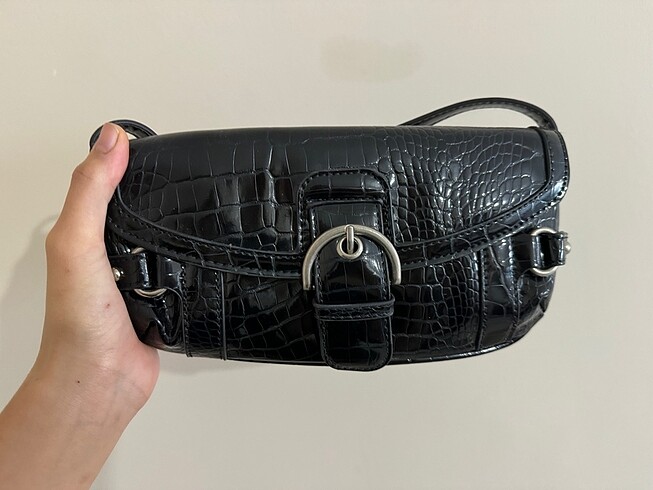 Stradivarius çanta
